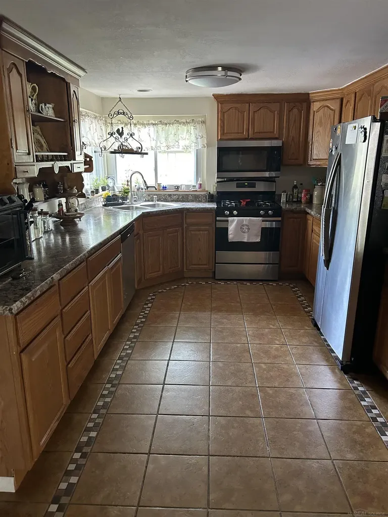 830 Third Street Pinconning City MI 48650