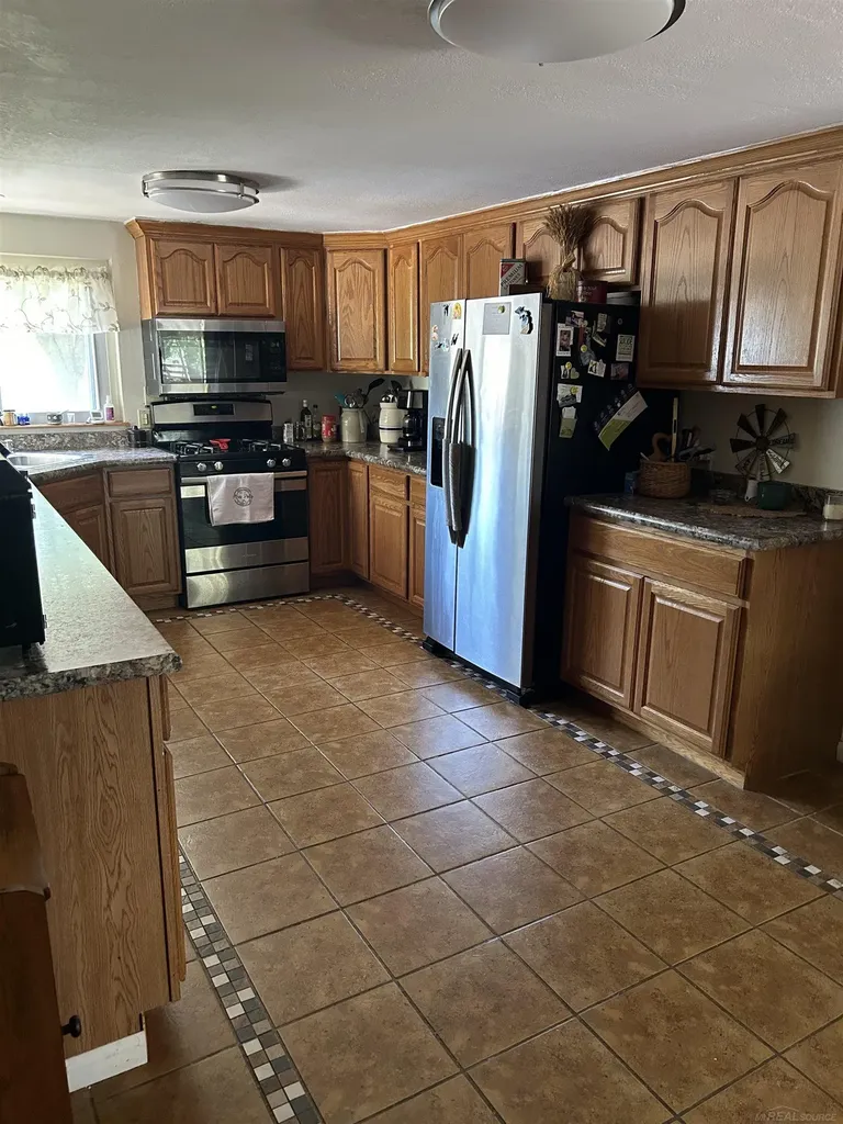 830 Third Street Pinconning City MI 48650