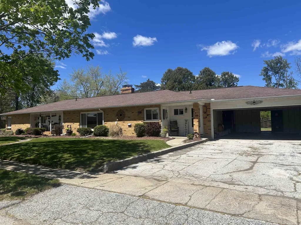 830 Third Street Pinconning City MI 48650
