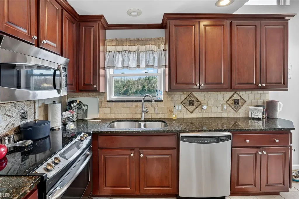 6258 SW Ginafred Shores Drive Springfield Township MI 49633