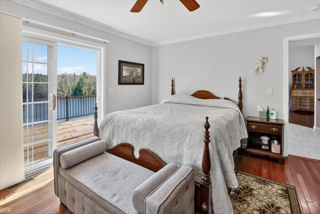 6258 SW Ginafred Shores Drive Springfield Township MI 49633
