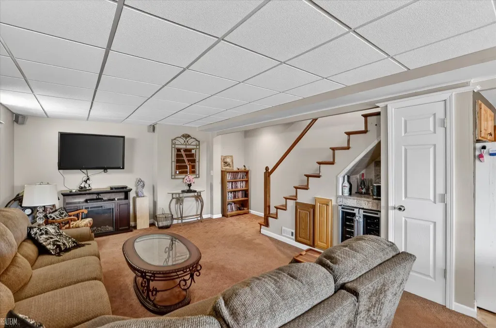 6258 SW Ginafred Shores Drive Springfield Township MI 49633