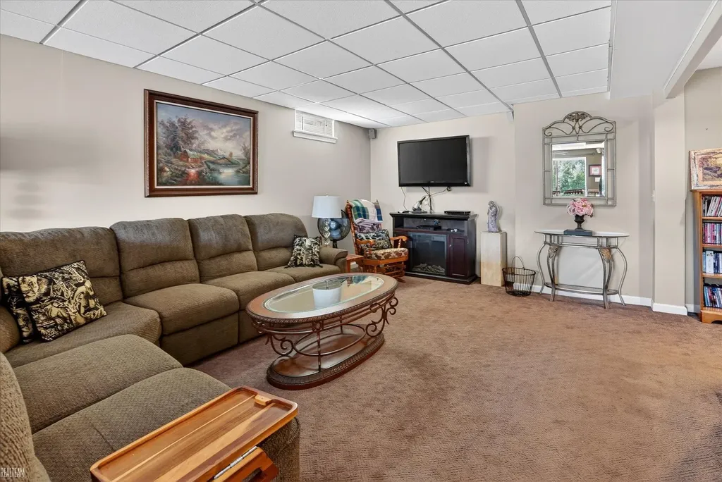 6258 SW Ginafred Shores Drive Springfield Township MI 49633