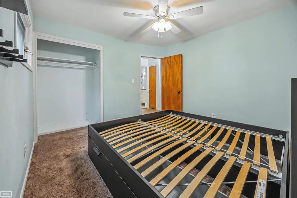 35515 Golden Street Clinton Charter Township MI 48035