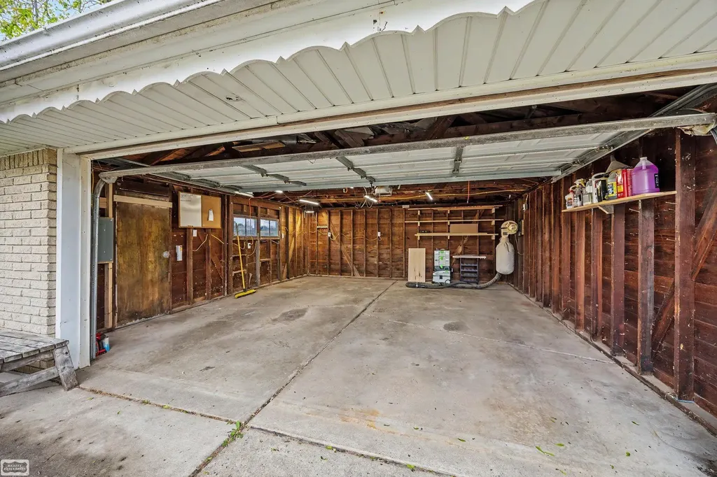 35515 Golden Street Clinton Charter Township MI 48035