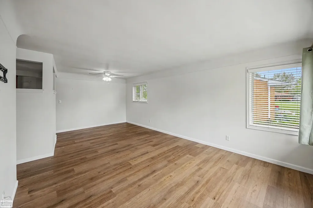 35515 Golden Street Clinton Charter Township MI 48035