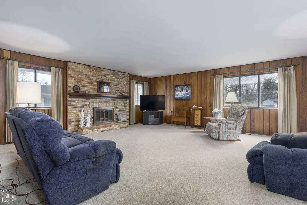 704 Briarwood Lane Fenton City MI 48430
