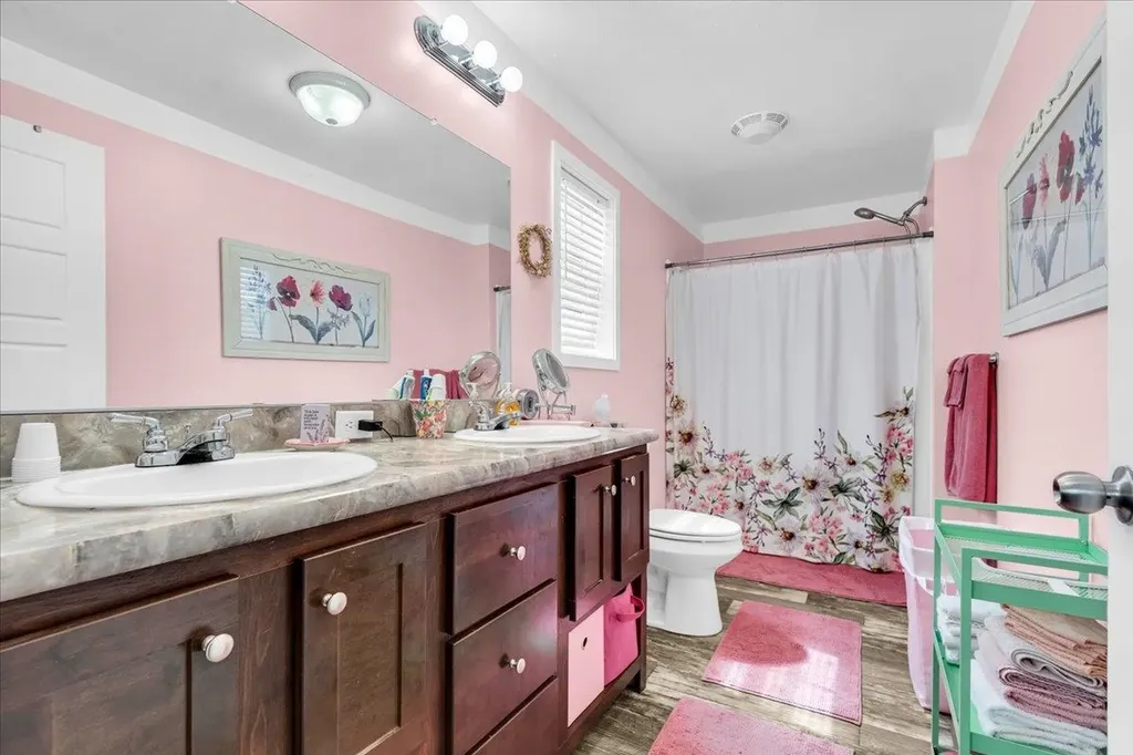 37112 Grindstone Trail Lenox Township MI 48048