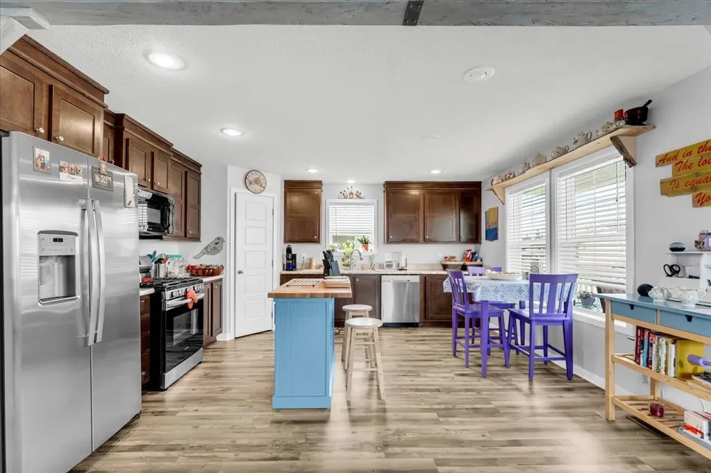37112 Grindstone Trail Lenox Township MI 48048