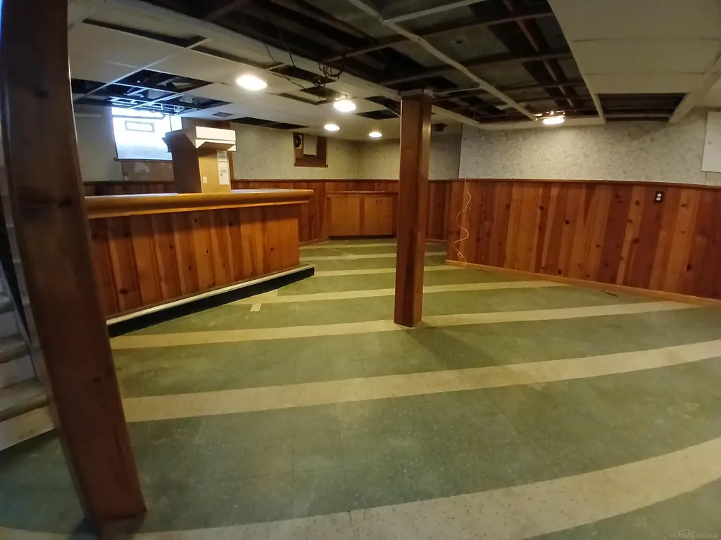22646 Lakeland Street St. Clair Shores City MI 48081