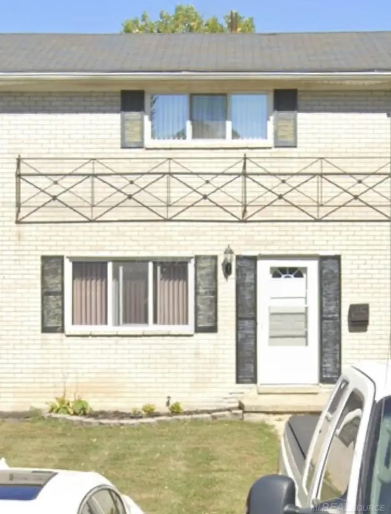 139 Mark Drive Mt. Clemens City MI 48038