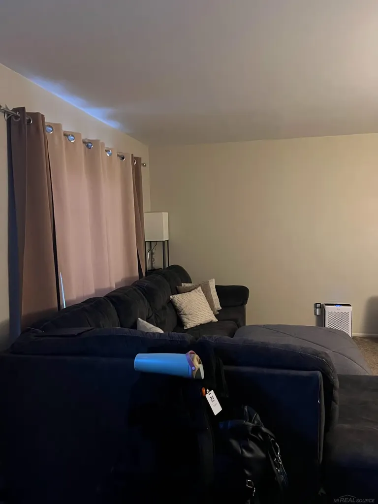 139 Mark Drive Mt. Clemens City MI 48038