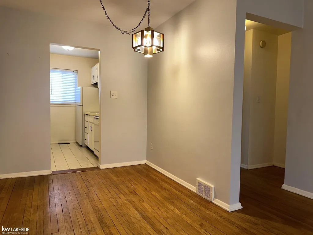 23313 Edsel Ford Court St. Clair Shores City MI 48080