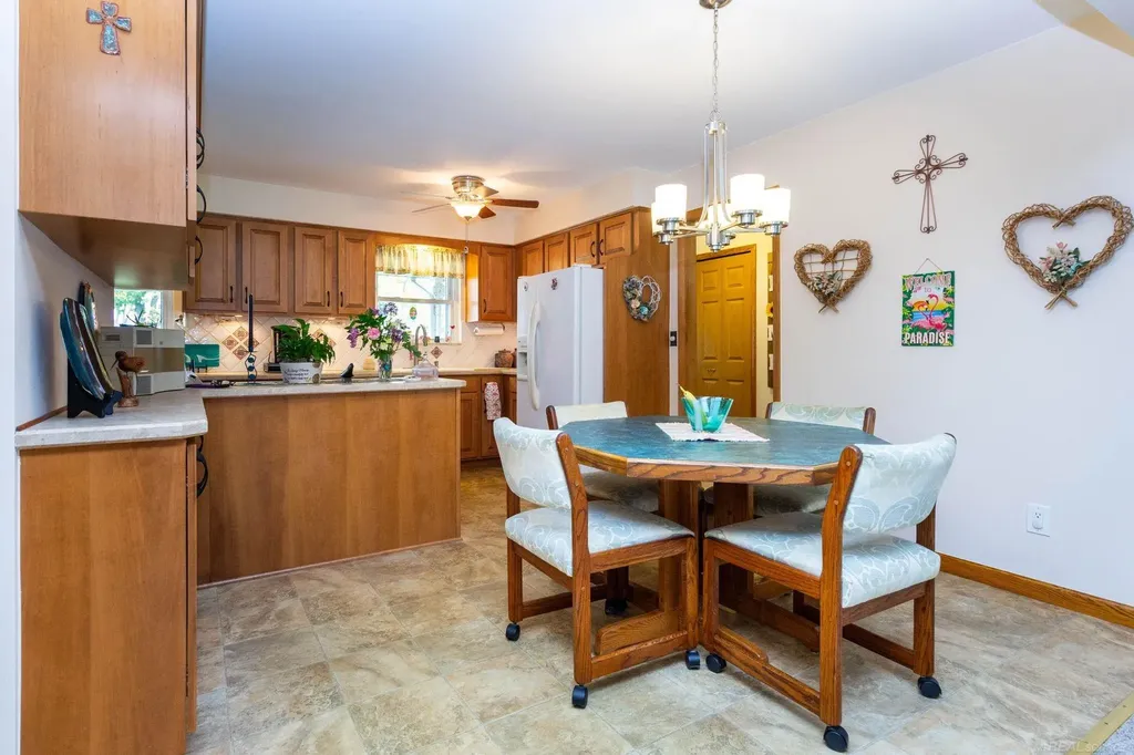 7233 Flamingo Street Clay Township MI 48001