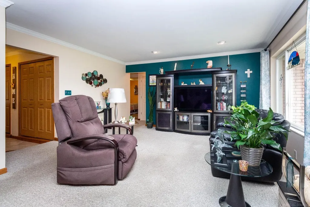 7233 Flamingo Street Clay Township MI 48001