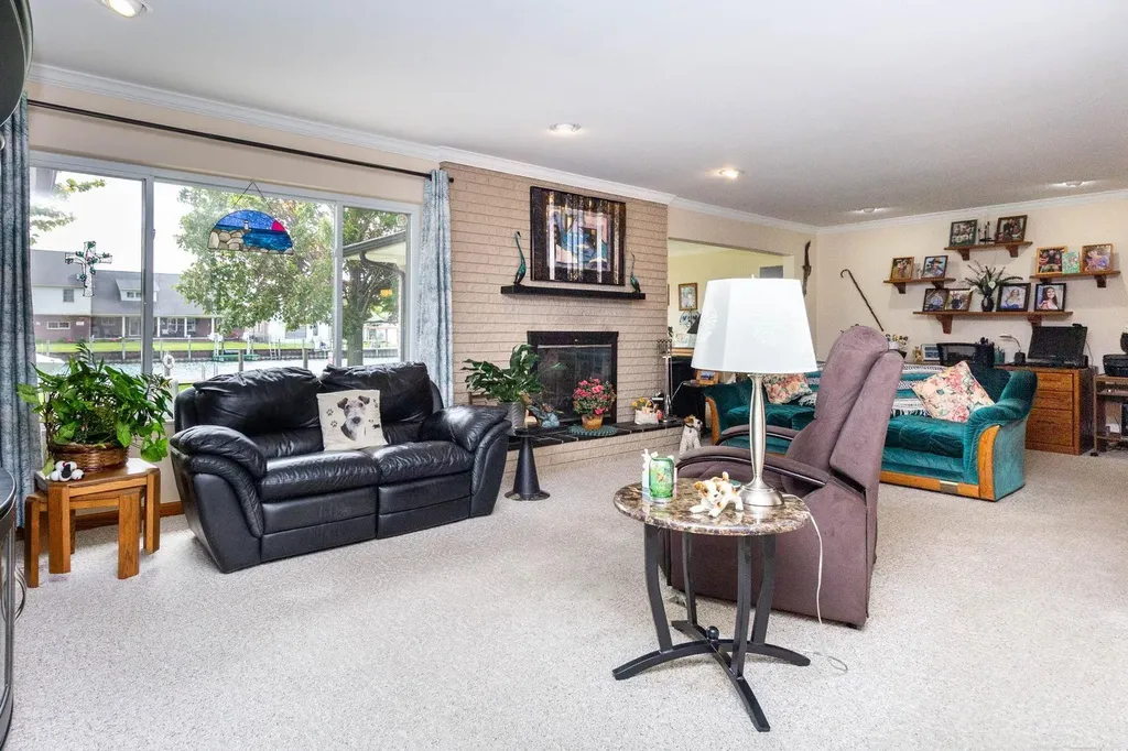 7233 Flamingo Street Clay Township MI 48001