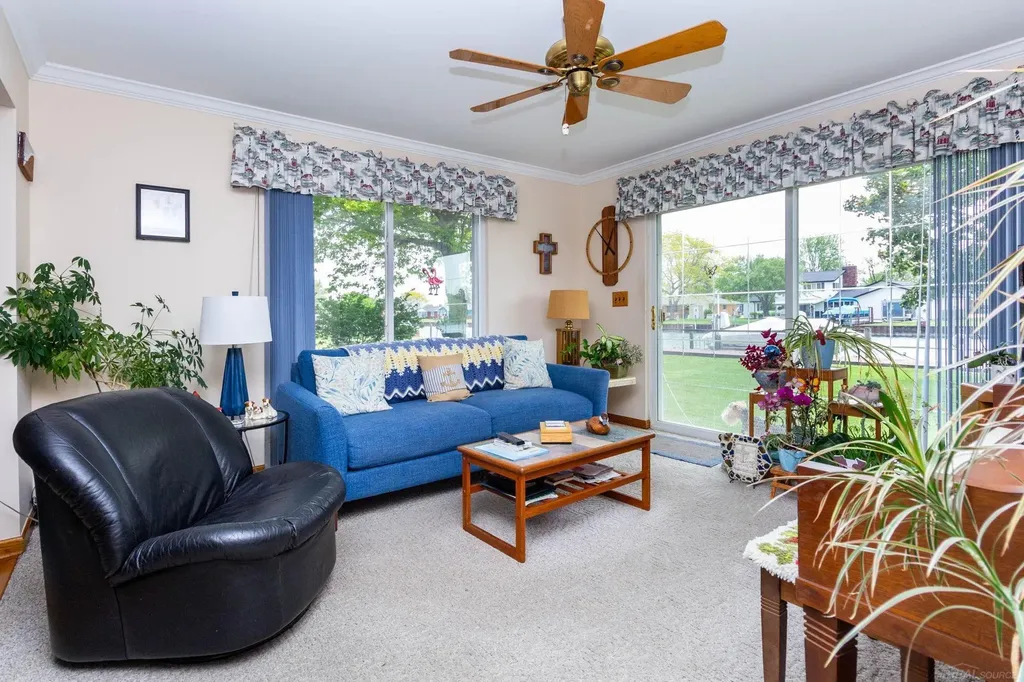 7233 Flamingo Street Clay Township MI 48001