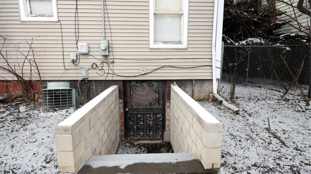 1333 Seward Avenue Detroit City MI 48202