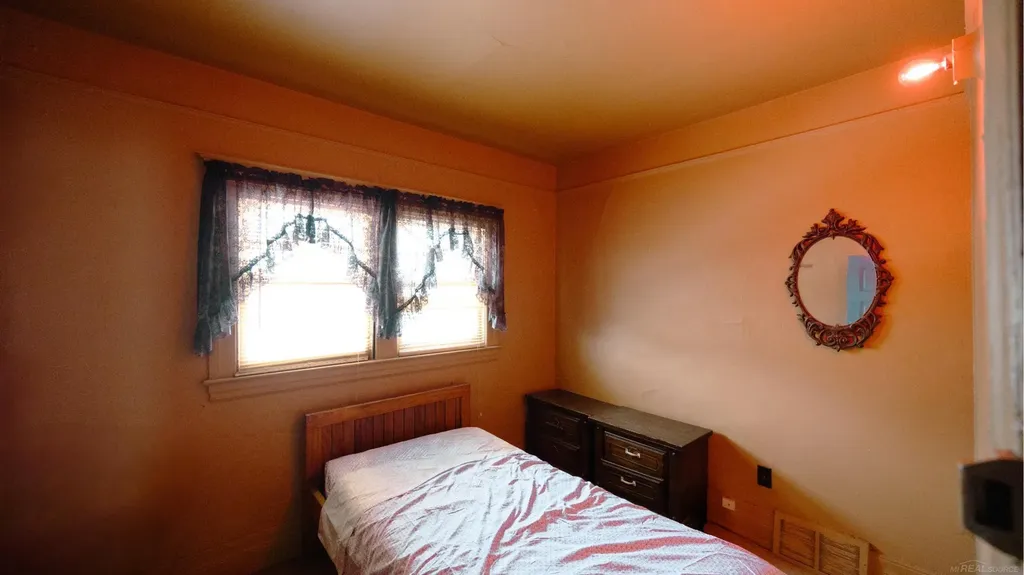 1333 Seward Avenue Detroit City MI 48202