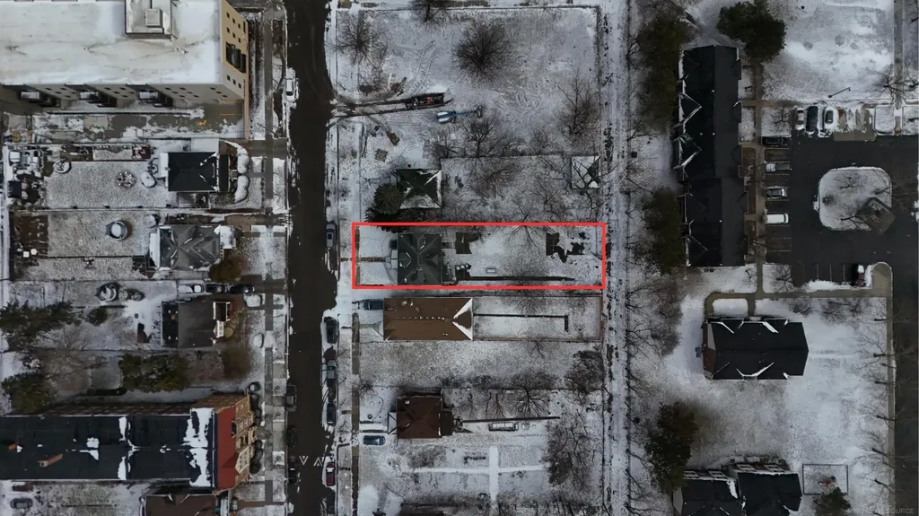 1333 Seward Avenue Detroit City MI 48202