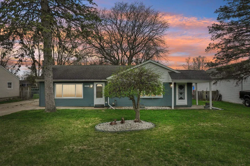 21510 Ulrich Street Clinton Charter Township MI 48036