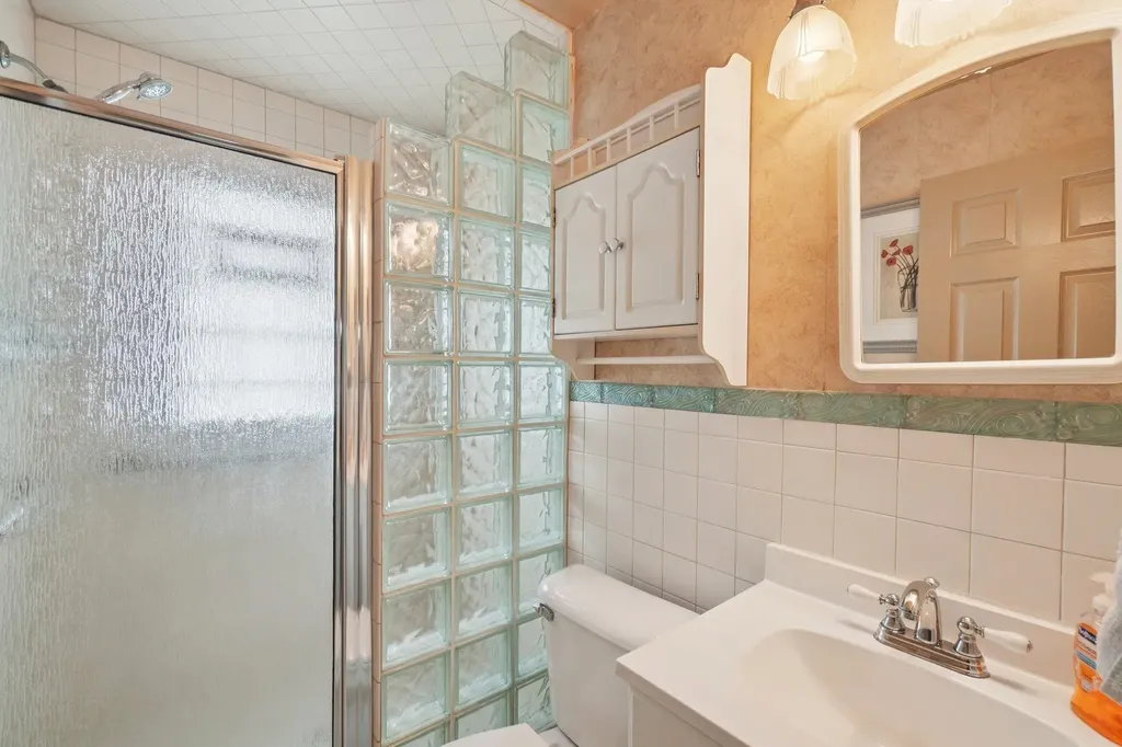21510 Ulrich Street Clinton Charter Township MI 48036