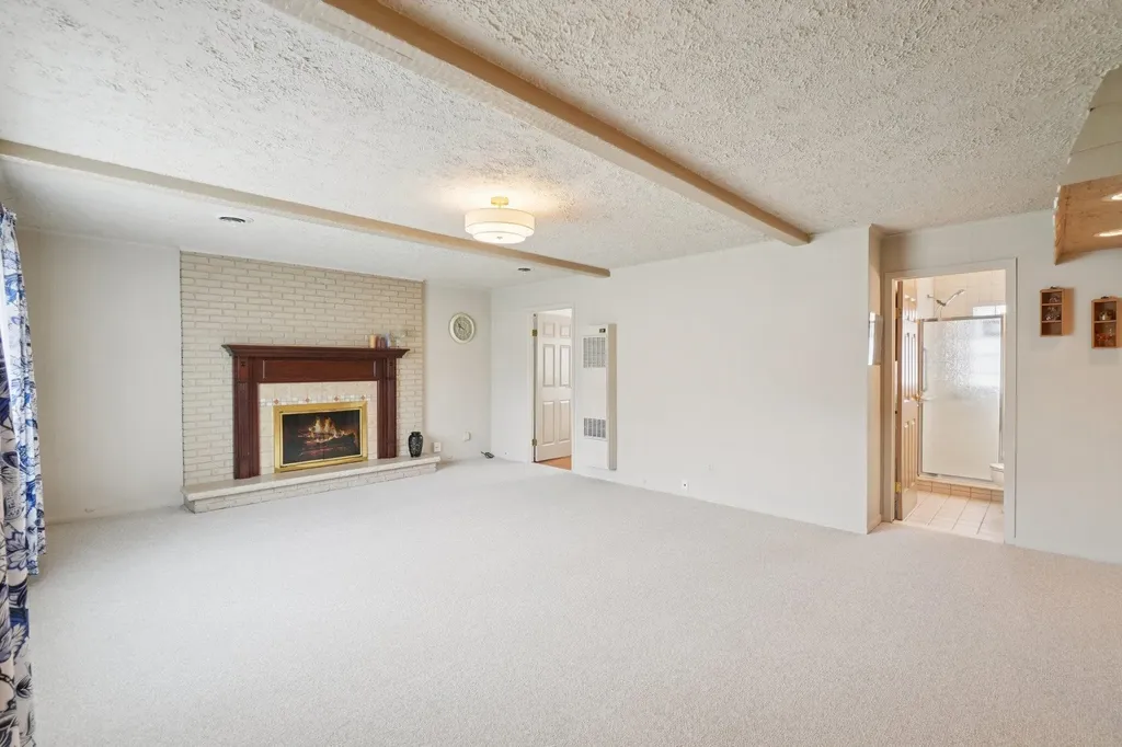 21510 Ulrich Street Clinton Charter Township MI 48036