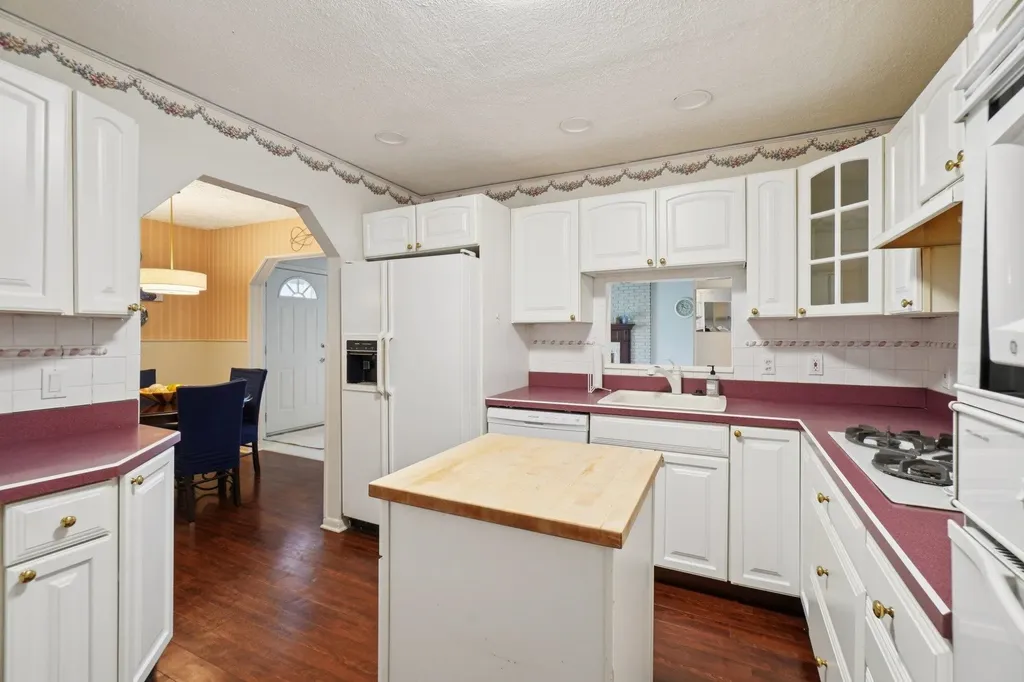21510 Ulrich Street Clinton Charter Township MI 48036