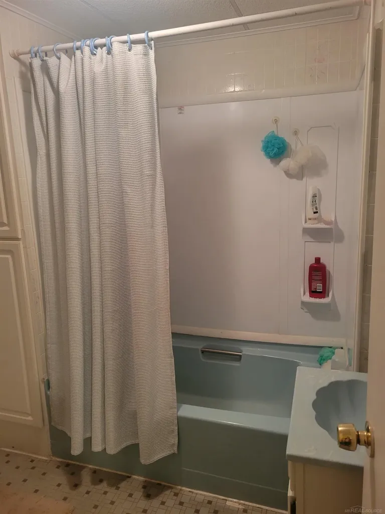 6249 Wolverine Trail Moffatt Township MI 48610