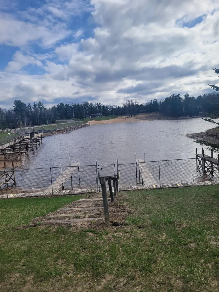 6249 Wolverine Trail Moffatt Township MI 48610