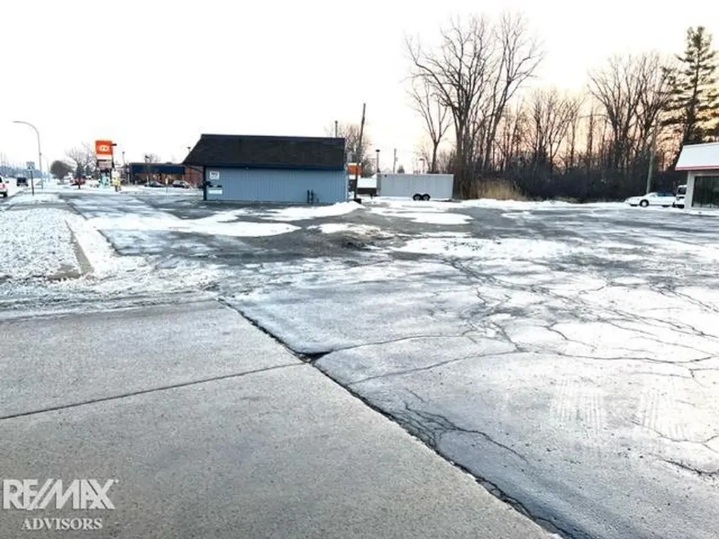 1705 Gratiot Boulevard Marysville City MI 48040