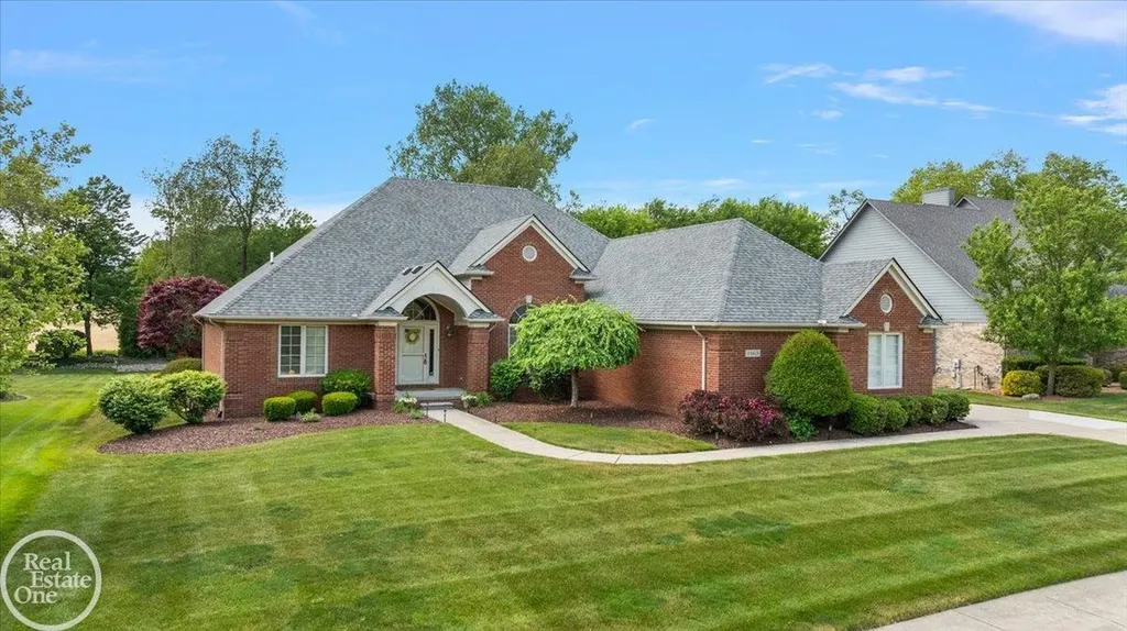 63815 Inverness Drive Washington Township MI 48095