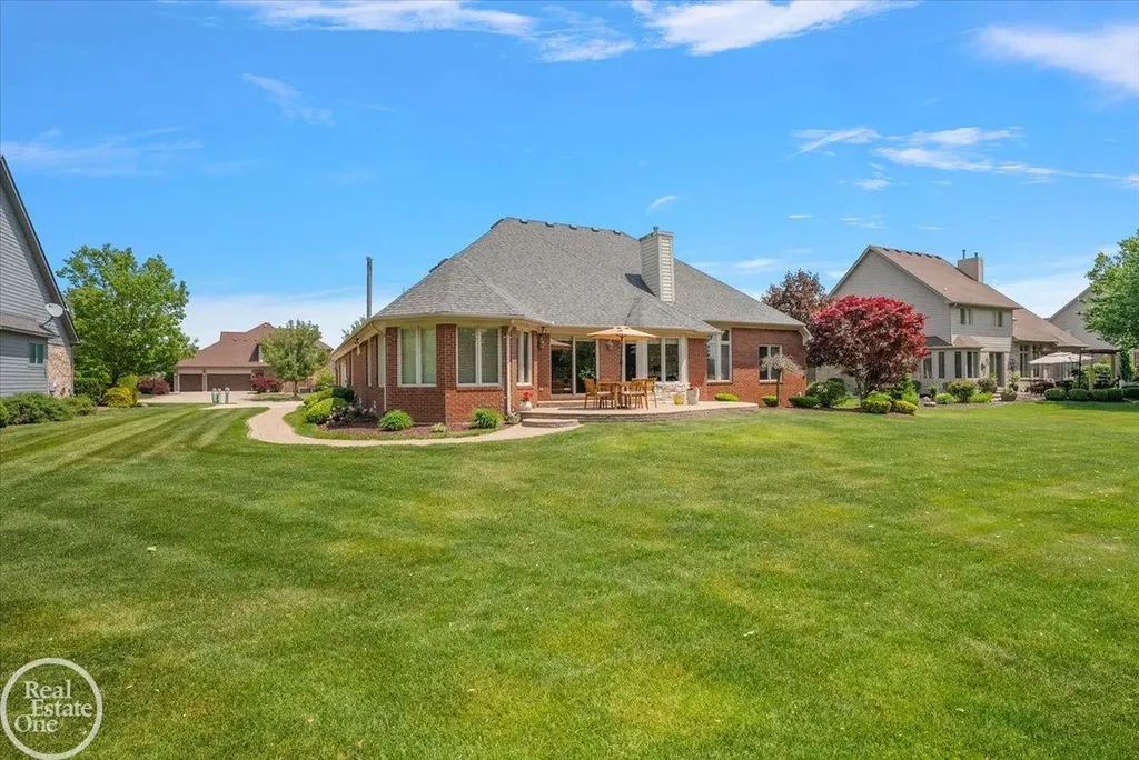 63815 Inverness Drive Washington Township MI 48095