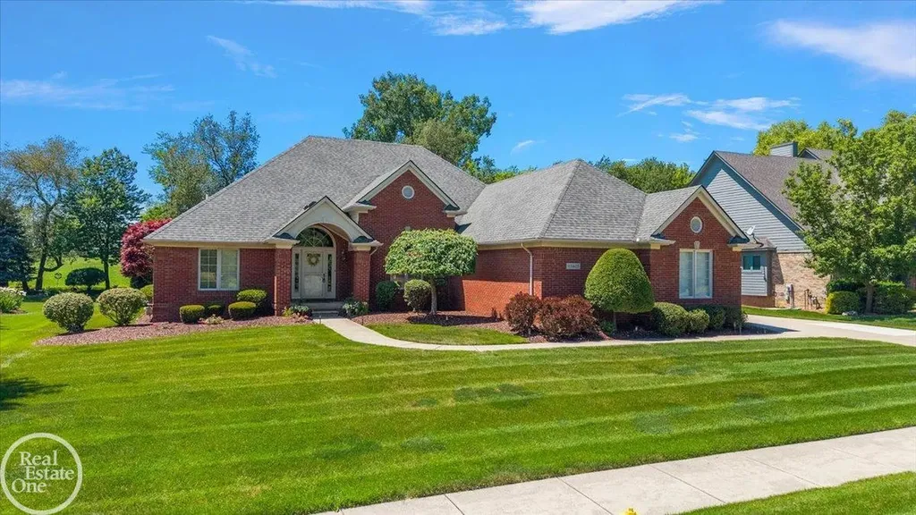 63815 Inverness Drive Washington Township MI 48095