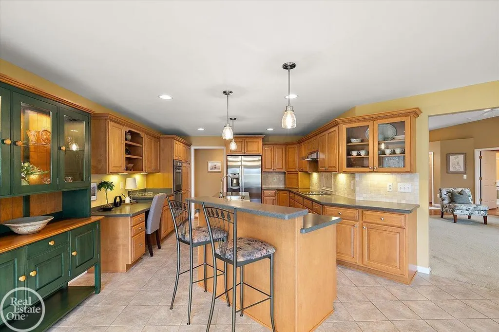63815 Inverness Drive Washington Township MI 48095
