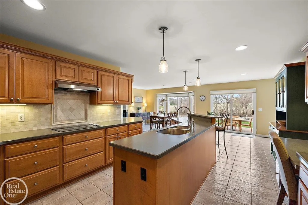 63815 Inverness Drive Washington Township MI 48095