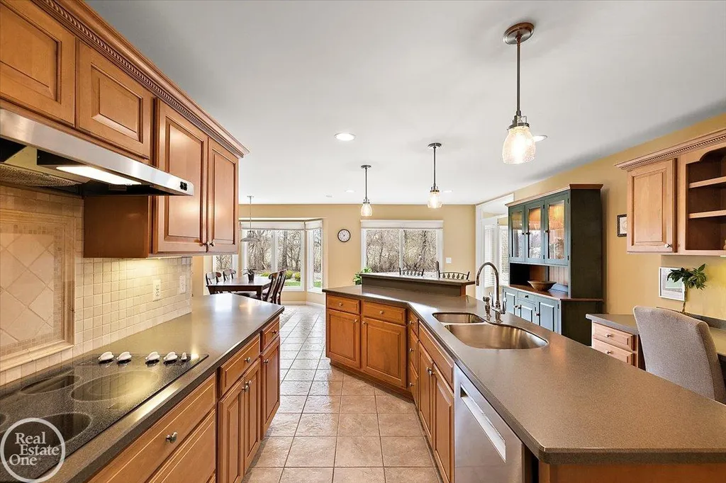 63815 Inverness Drive Washington Township MI 48095