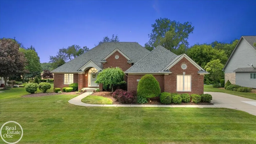 63815 Inverness Drive Washington Township MI 48095