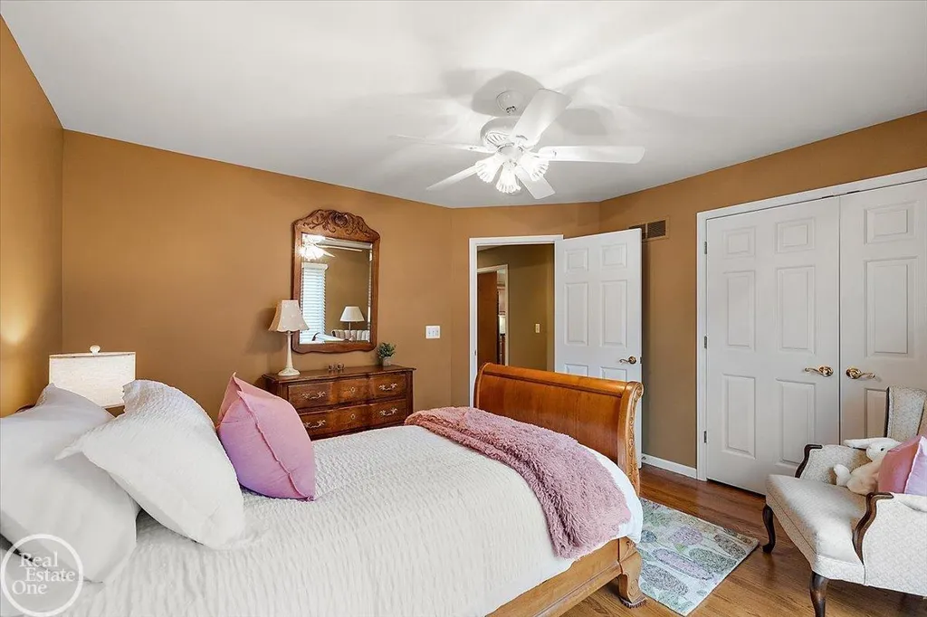 63815 Inverness Drive Washington Township MI 48095