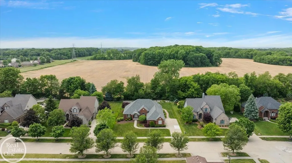 63815 Inverness Drive Washington Township MI 48095