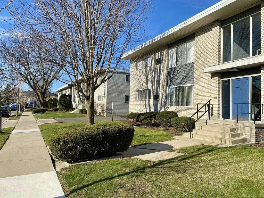 4840 Briarwood Avenue Royal Oak City MI 48073