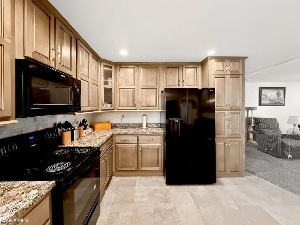 37151 Millstone Trail New Haven Village MI 48048
