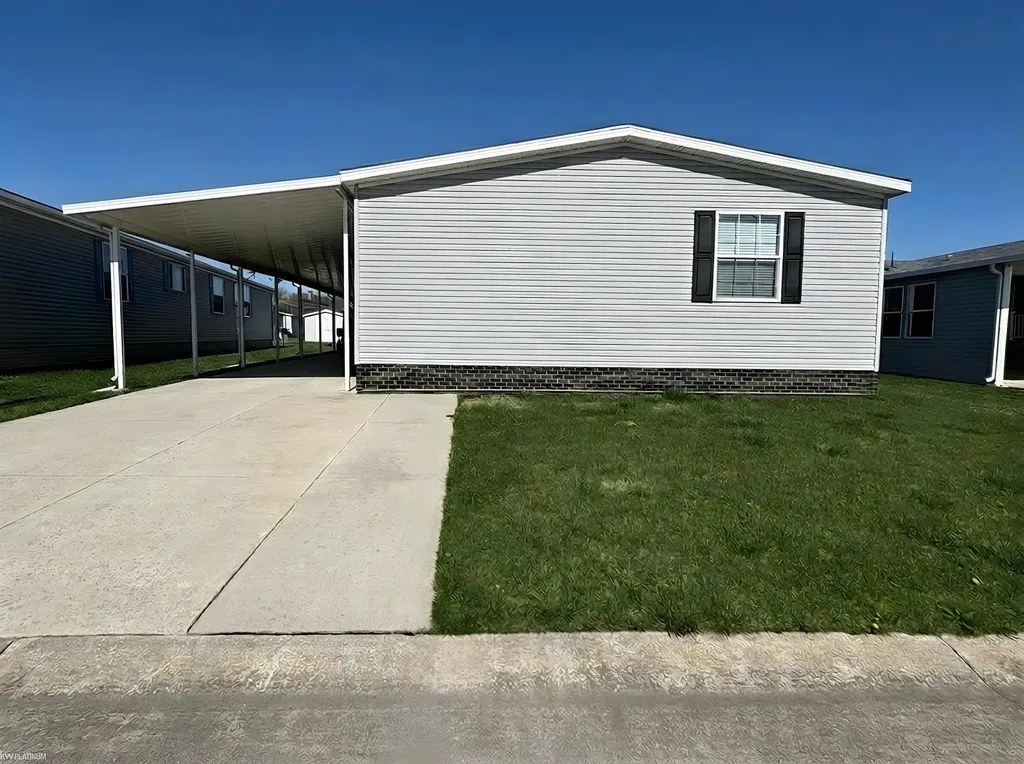 37151 Millstone Trail New Haven Village MI 48048