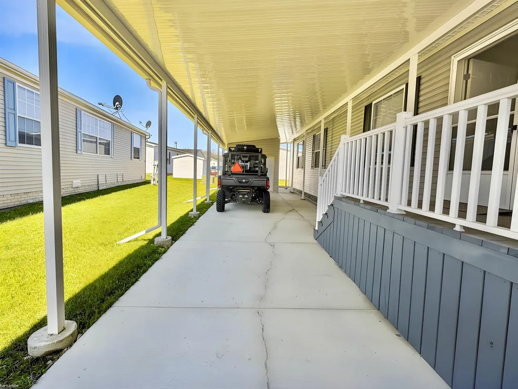 37151 Millstone Trail New Haven Village MI 48048