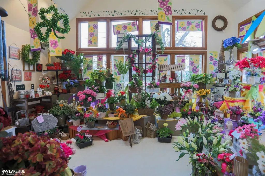 305 S Main Street Romeo Village MI 48065