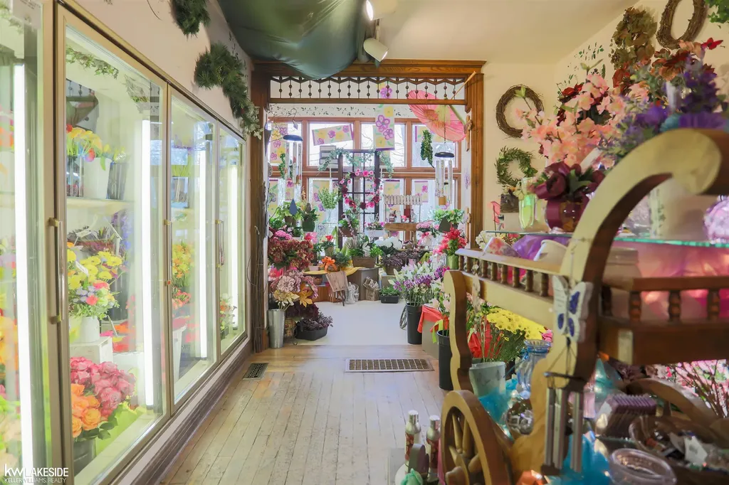 305 S Main Street Romeo Village MI 48065