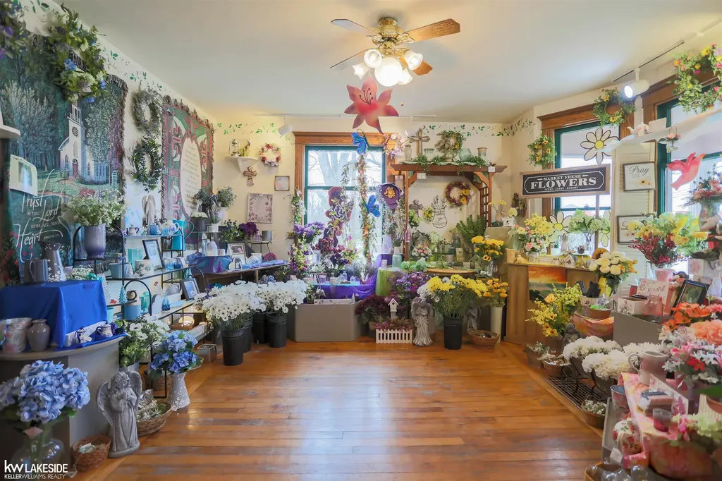 305 S Main Street Romeo Village MI 48065