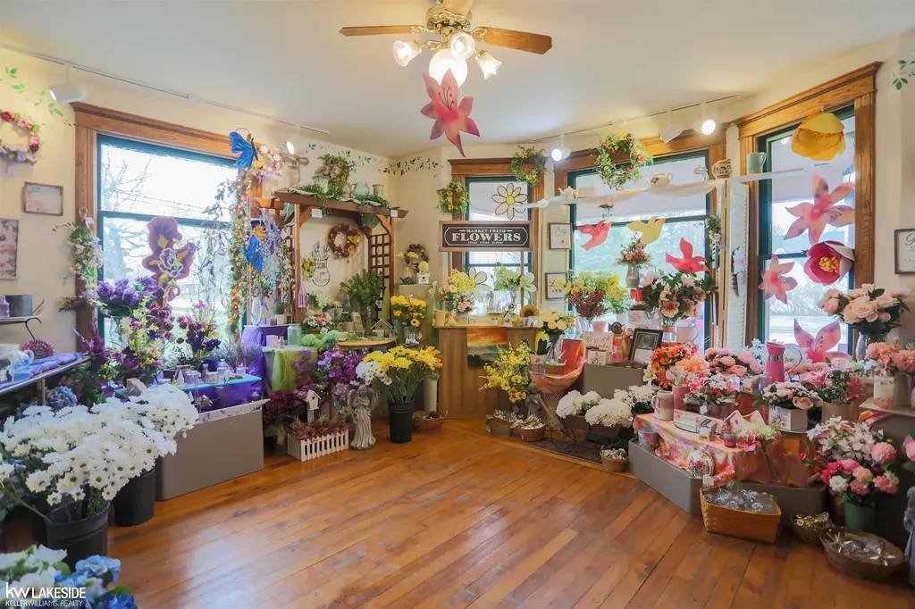 305 S Main Street Romeo Village MI 48065