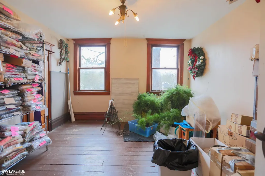 305 S Main Street Romeo Village MI 48065