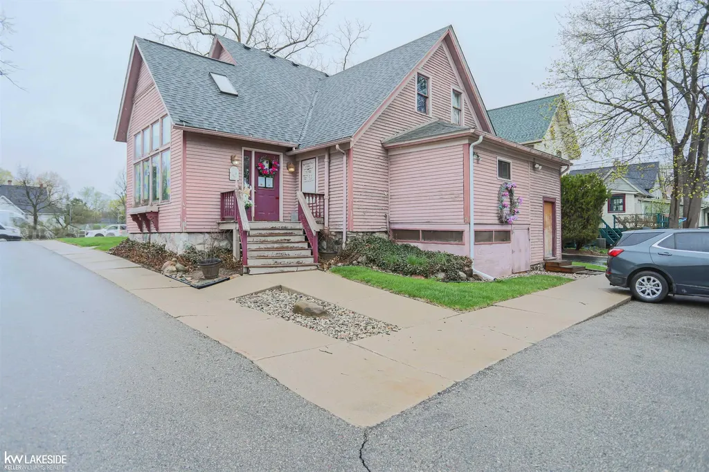 305 S Main Street Romeo Village MI 48065